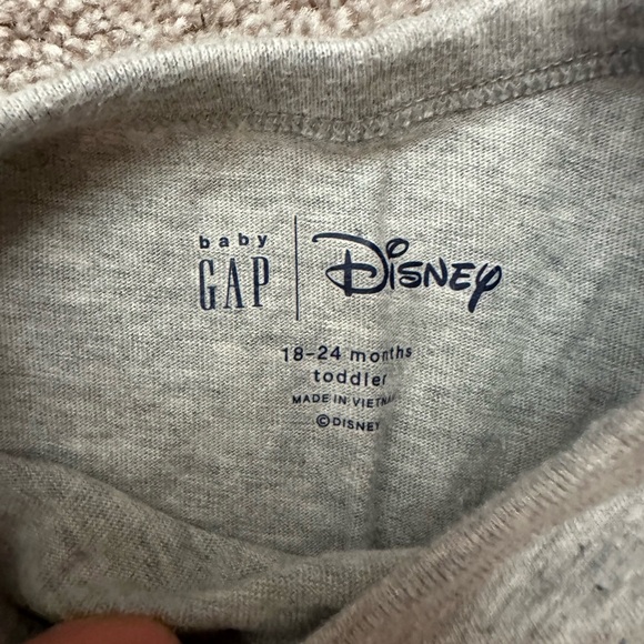 Baby boy GAP size 12-18 mths & 18-24 mths 2 sets - Picture 3 of 9